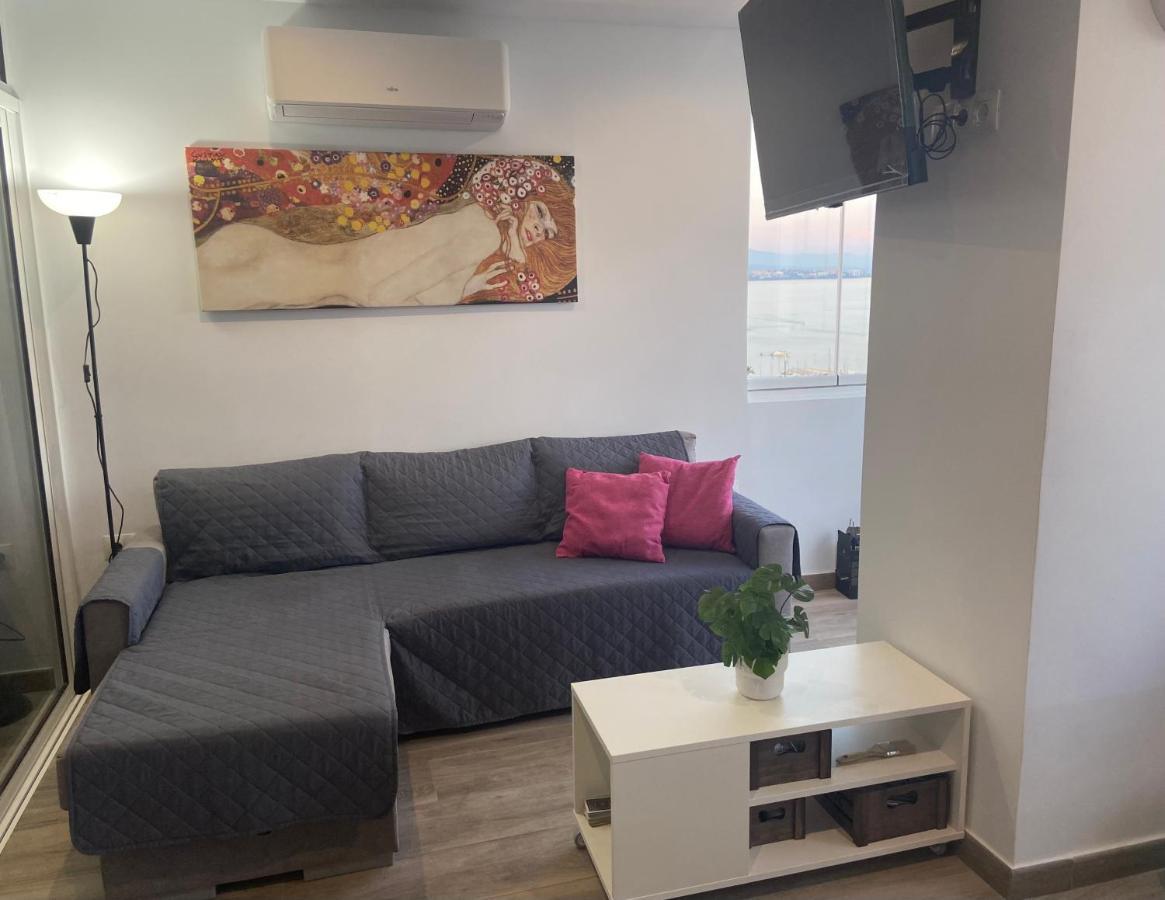 Mediterranean View Suite Costa Del Sol 丰希罗拉 外观 照片